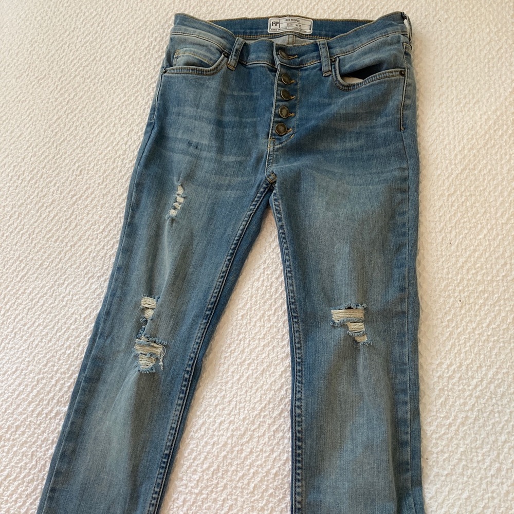 Light wash free people skinny jeans